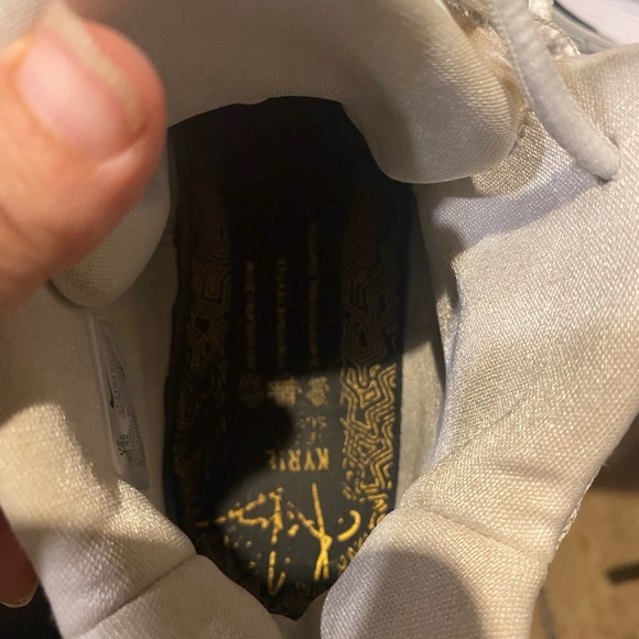 Nike Kylie 7 basketball shoes in good condition - Picture 5 of 5